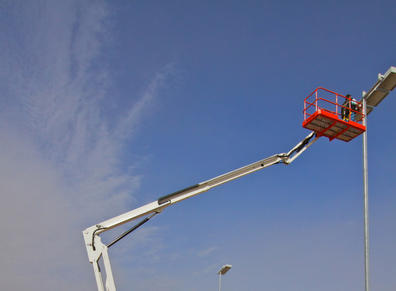 高空作业证能不能借给别人用-高空作业证不能借给别人用